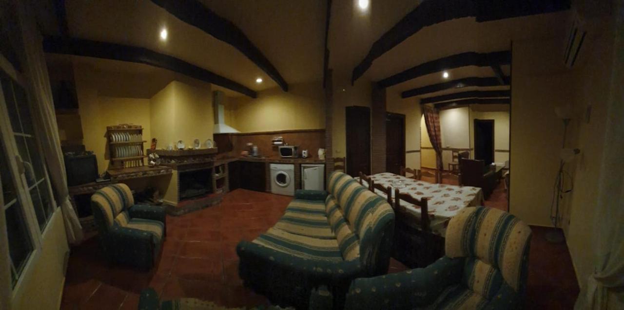 Monte Rosado Viviendas Vacacionales La Peza Bagian luar foto
